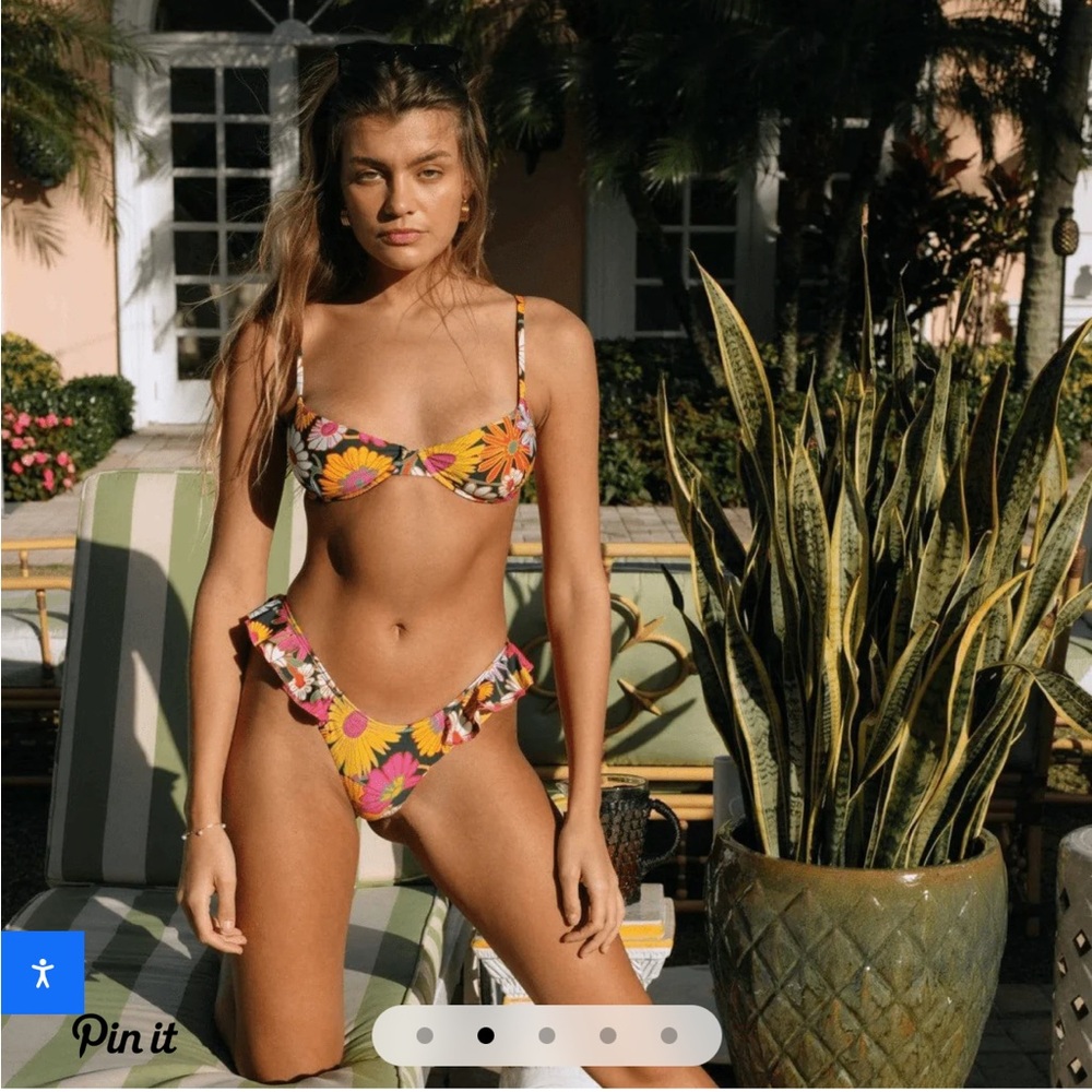 Montce Swim Janeane Floral Ruffle Uno Bikini Bottom